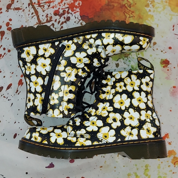 Dr. Martens Shoes - Dr. Martens 1460 Pascal Flower Boots